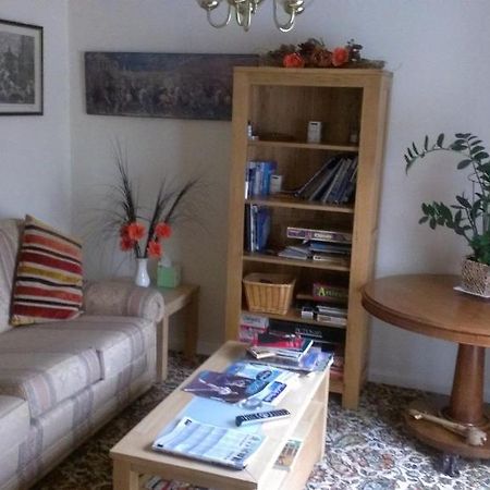 St Edmundsbury B&B Drayton  Экстерьер фото